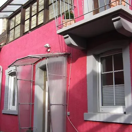 Feriehus Winzeranwesen - Weingut Christian Eberley - Haupthaus I Mindestaufenthalt 4 Naechte - Minimum 4 Nights *