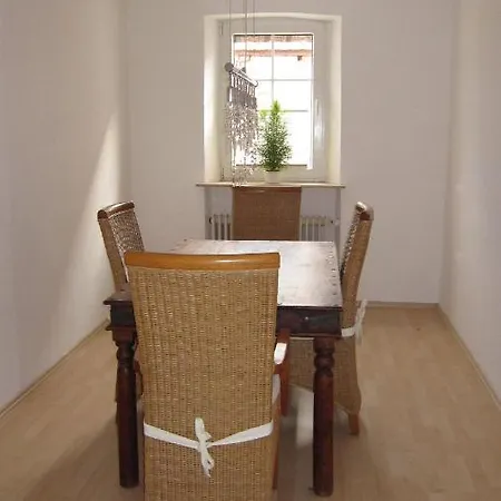 Dom wakacyjny Winzeranwesen - Weingut Christian Eberley - Haupthaus I Mindestaufenthalt 4 Naechte - Minimum 4 Nights Neustadt an der Weinstraße