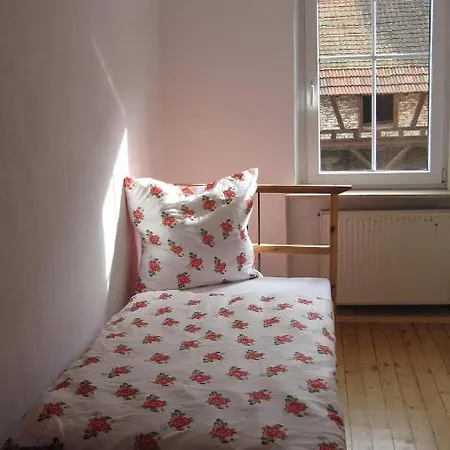 Winzeranwesen - Weingut Christian Eberley - Haupthaus I Mindestaufenthalt 4 Naechte - Minimum 4 Nights *