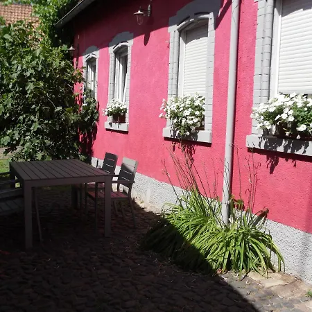 Winzeranwesen - Weingut Christian Eberley: Extended Vineyard Retreat * Neustadt an der Weinstrasse