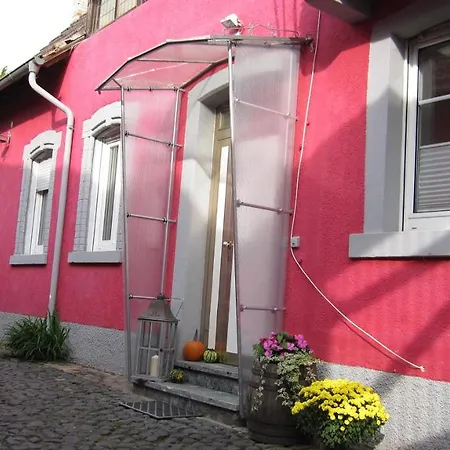 Holiday home Winzeranwesen - Weingut Christian Eberley: Extended Vineyard Retreat *