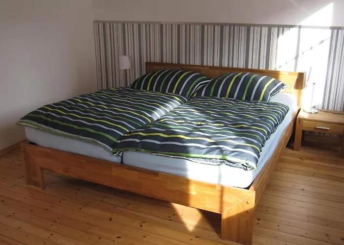 Winzeranwesen - Weingut Christian Eberley - Haupthaus I Mindestaufenthalt 4 Naechte - Minimum 4 Nights Neustadt an der Weinstraße