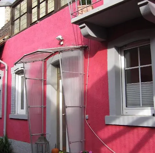 Winzeranwesen - Weingut Christian Eberley - Haupthaus I Mindestaufenthalt 4 Naechte - Minimum 4 Nights * Neustadt an der Weinstraße